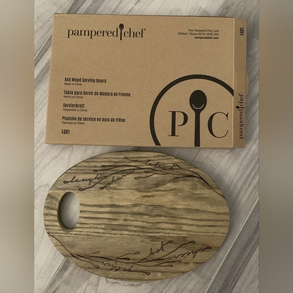 Pampered Chef Ash Wood Serving Board